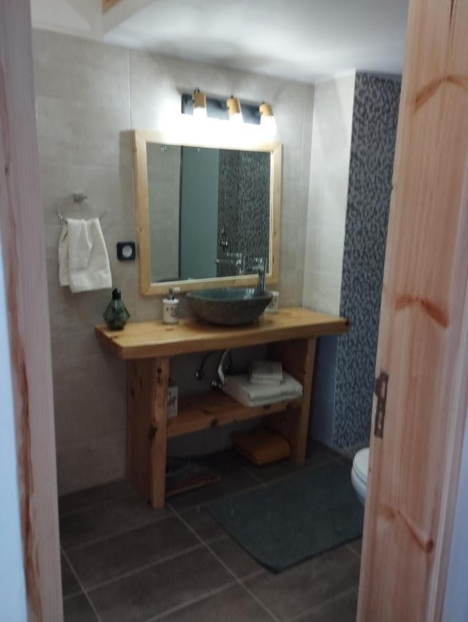 Olivelia Apartment Ixia  Bagian luar foto